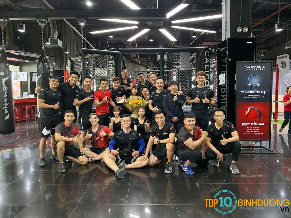 Phòng tập gym Bình Dương - California Fitness & Yoga Bình Dương