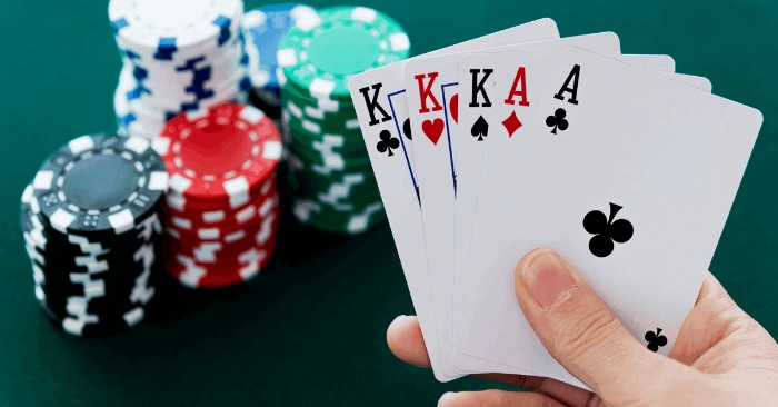 Tìm hiểu luật chơi Baccarat chi tiết mà người chơi phải biết