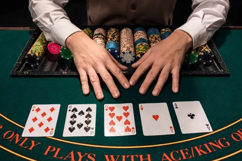 Poker Bluff là gì? A đến việc phân tích chiến lược lừa đảo