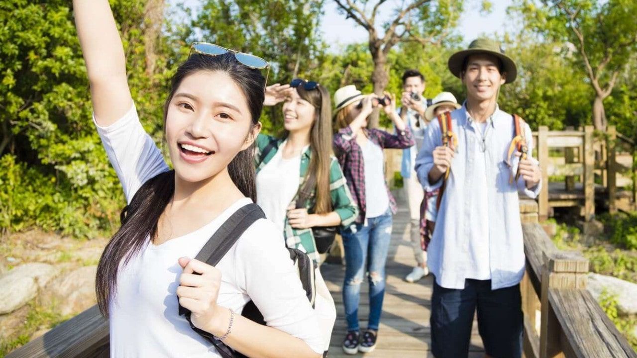 Cung Song Tử làm nghề gì?