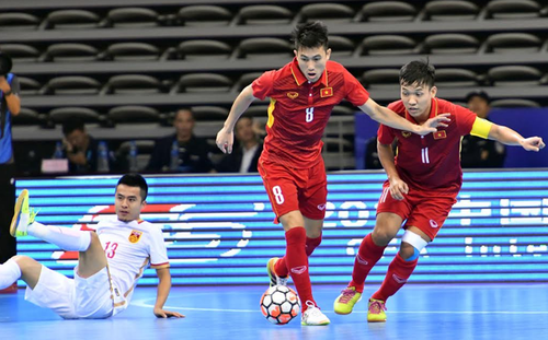 Futsal Là Gì? Futsal Khác Gì So Với Bóng Đá Sân Cỏ Truyền Thống?