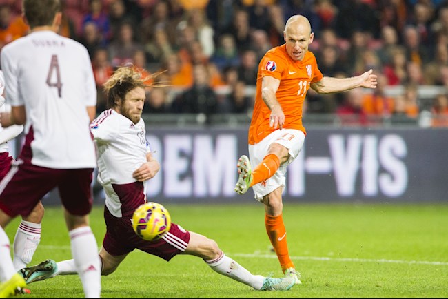 Tiền vệ kiến thiết ảnh hưởng đến lối chơi đội bóng